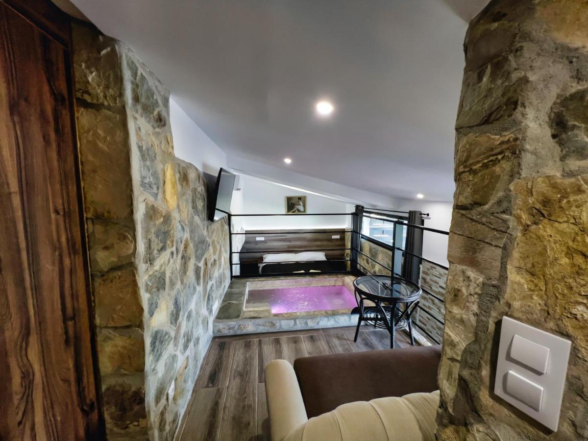 Posada Rural Spa Granja La Tejera De Lozoya ガルガンティージャ・デル・ロソヤ エクステリア 写真